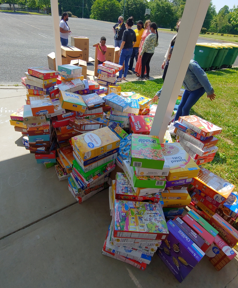 Student council collects cereal boxes